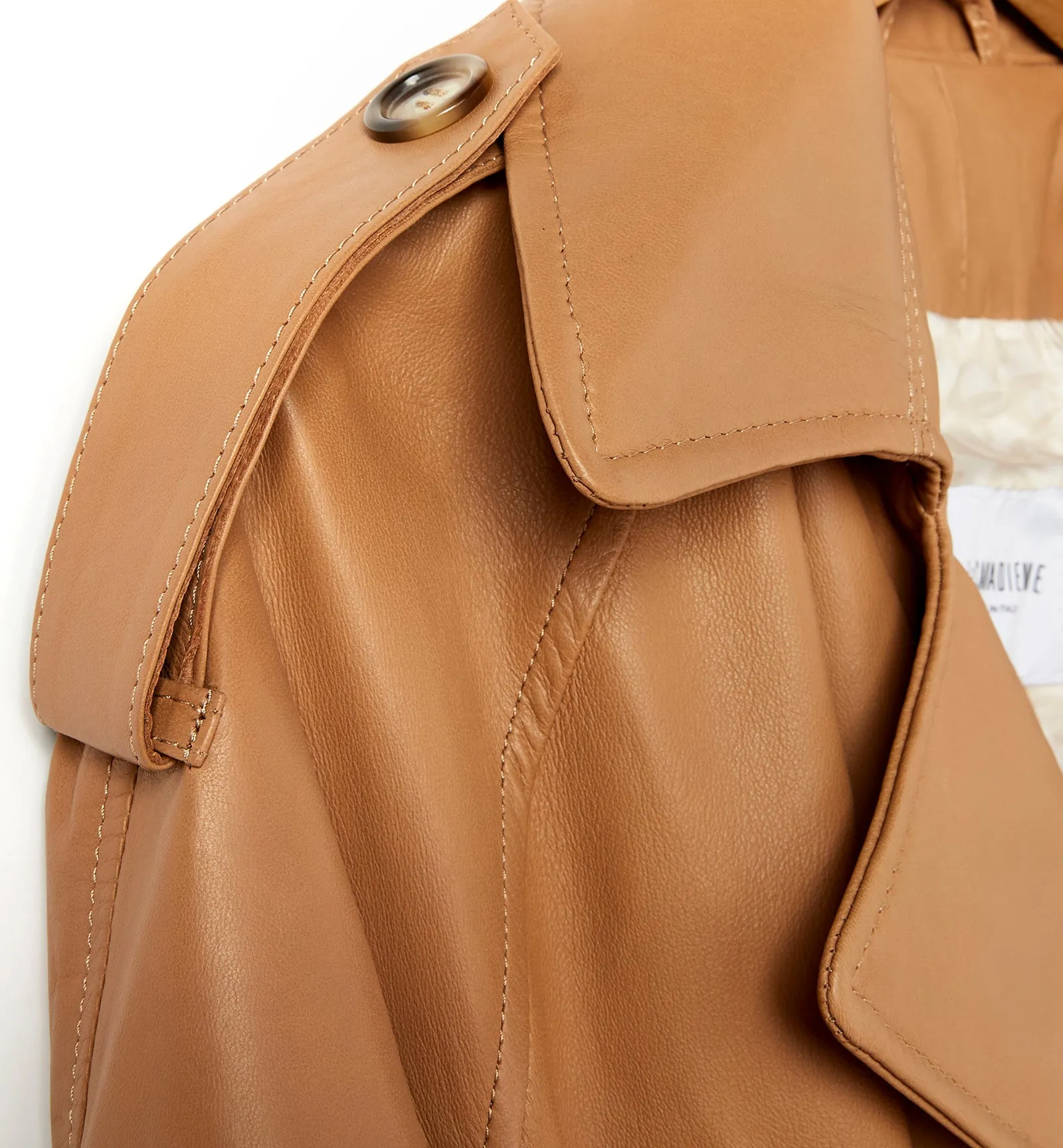 FRESH LEATHER TRENCH COAT sold by La CANADIENNE product image thumbnail 3