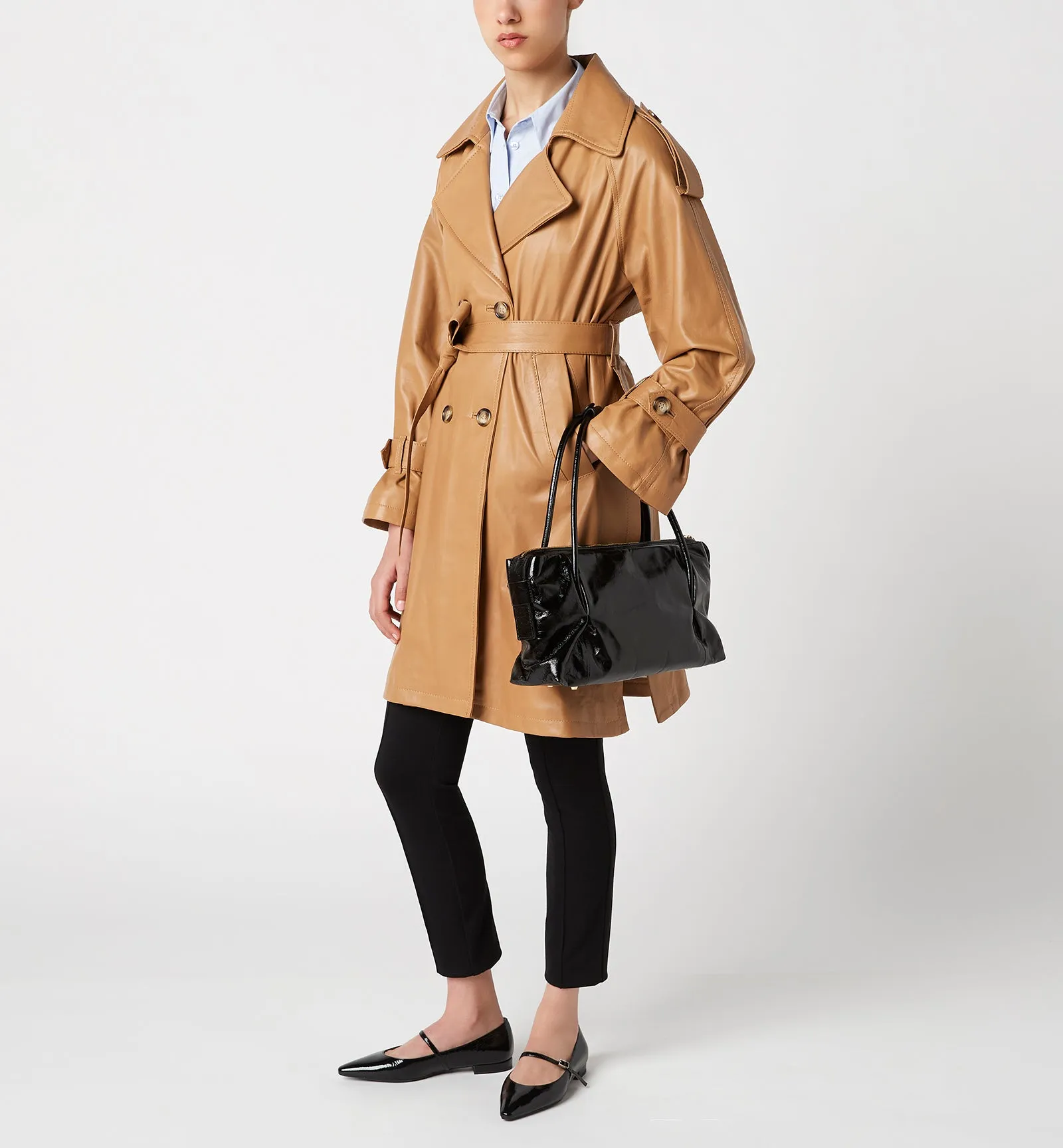 POTEAU CRINKLE LEATHER TOTE BAG sold by La CANADIENNE product image thumbnail 5