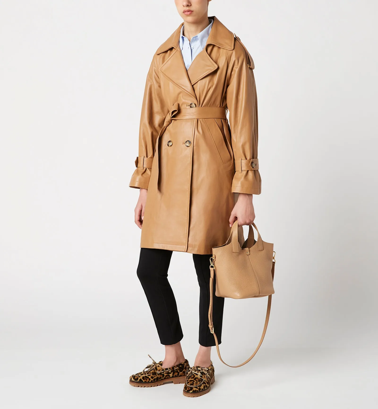 POMOMA LEATHER CROSSBODY BAG sold by La CANADIENNE product image thumbnail 5