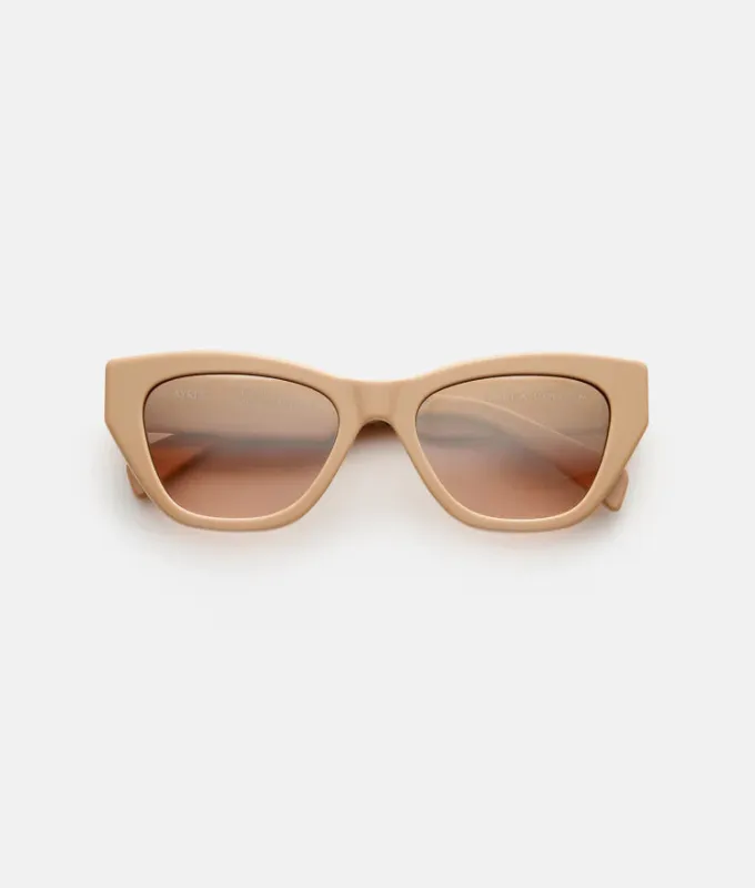AYRES SUNGLASSES sold by La CANADIENNE