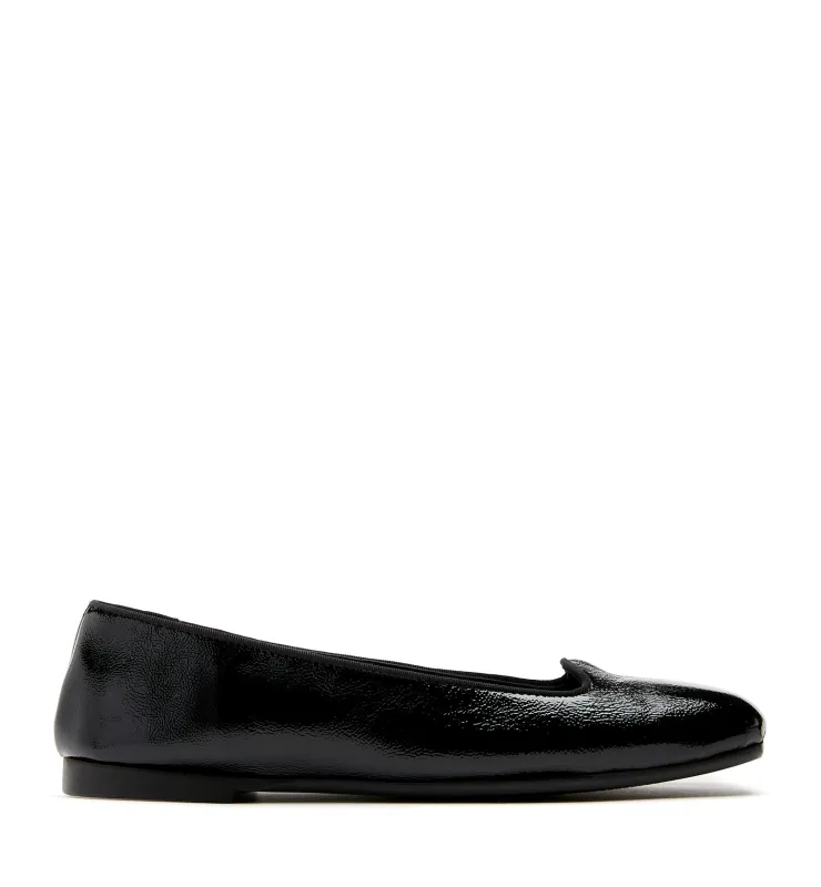 GEO CRINKLE LEATHER FLAT sold by La CANADIENNE