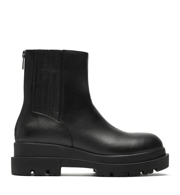 BOONE LEATHER BOOTIE sold by La CANADIENNE