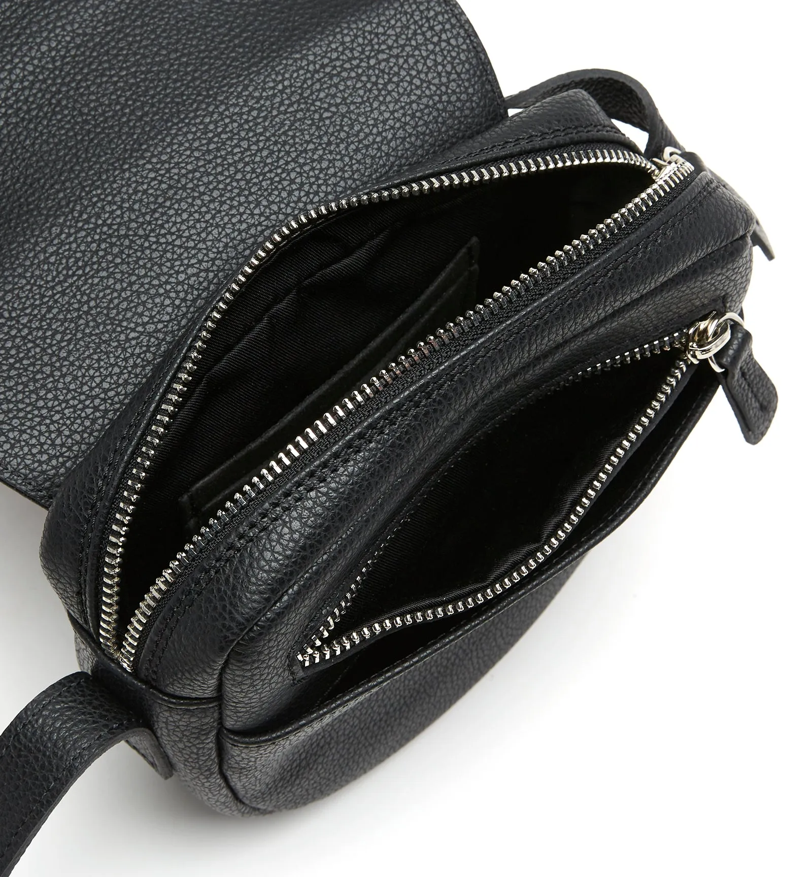 MAY LEATHER MESSENGER BAG sold by La CANADIENNE product image thumbnail 3