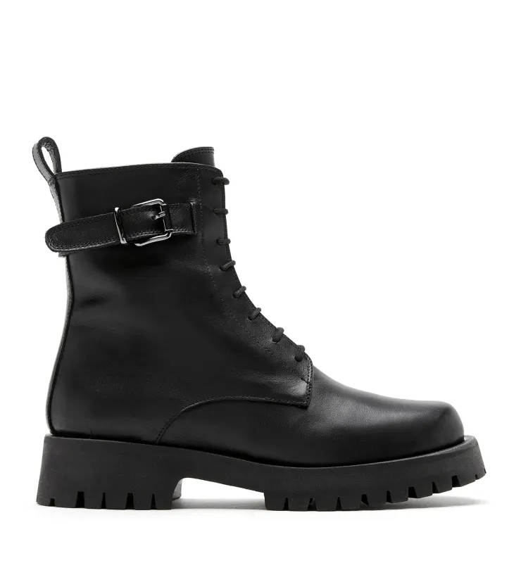 GOLDY LEATHER BOOTIE sold by La CANADIENNE