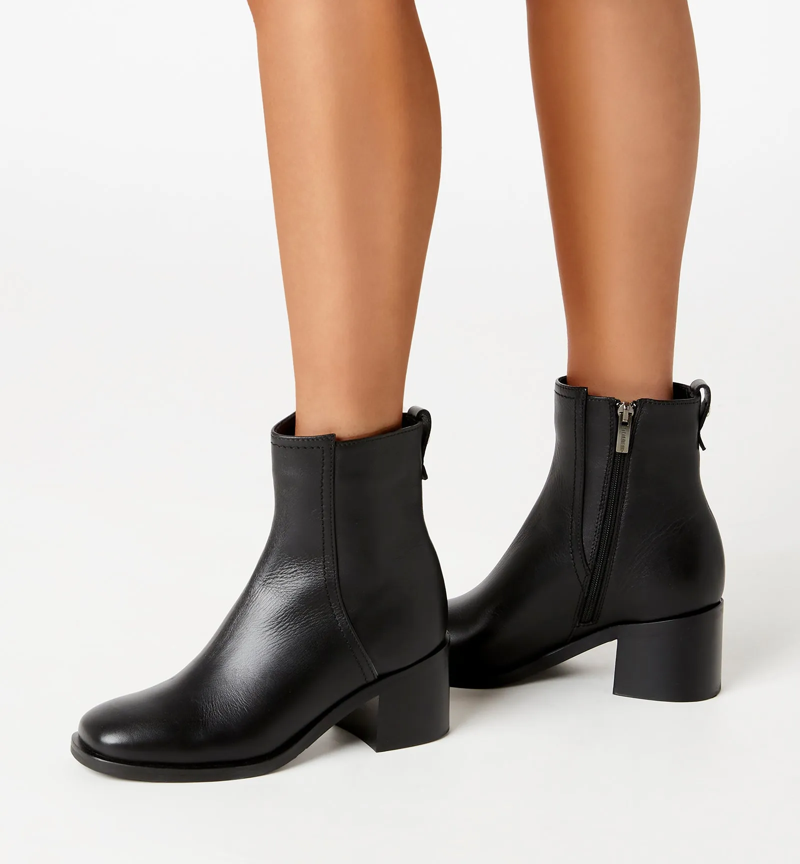 JORDAN LEATHER BOOTIE sold by La CANADIENNE product image thumbnail 5