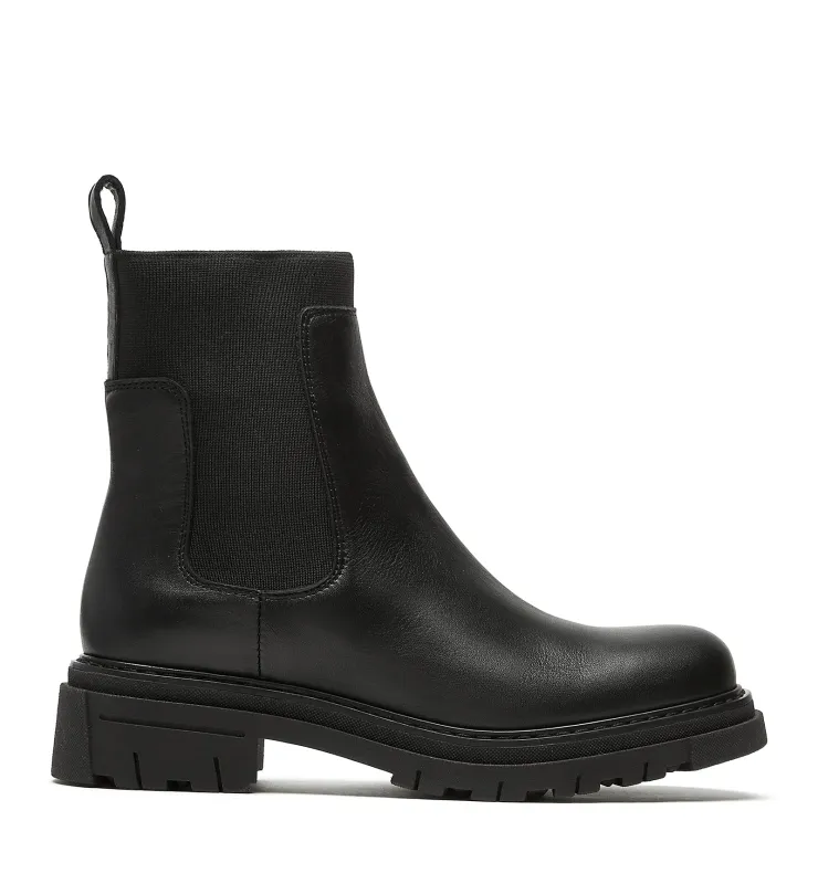DARREN LEATHER BOOTIE sold by La CANADIENNE