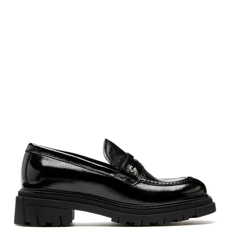 DOE CRINKLE LEATHER LOAFER sold by La CANADIENNE