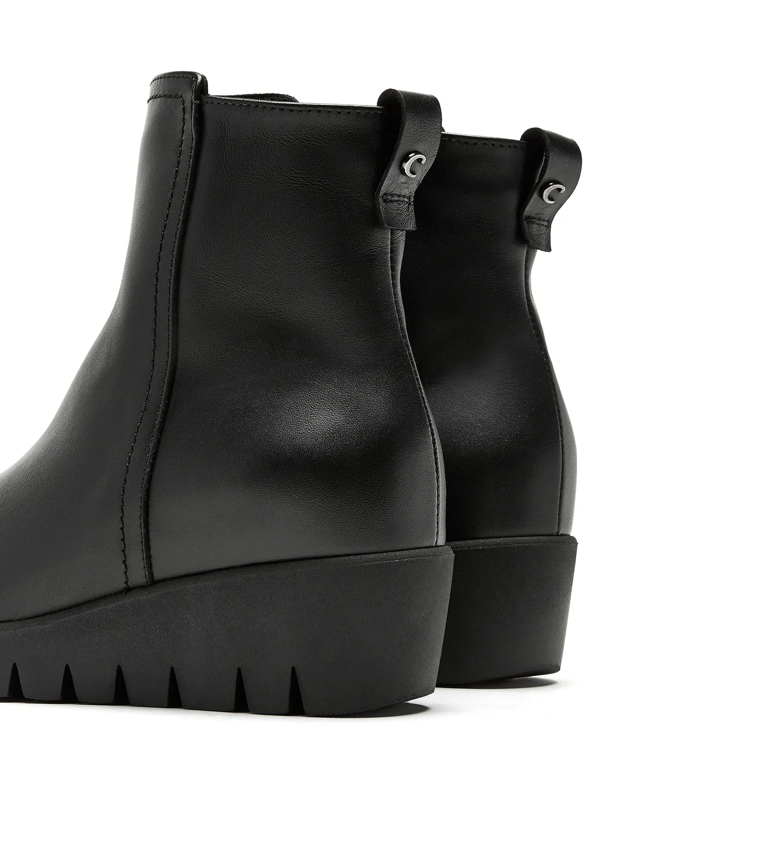 TEAGAN LEATHER BOOTIE sold by La CANADIENNE product image thumbnail 4
