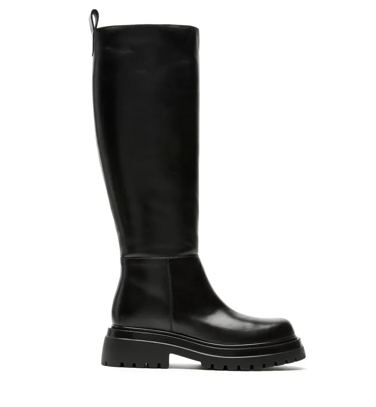 WEST LEATHER BOOT sold by La CANADIENNE