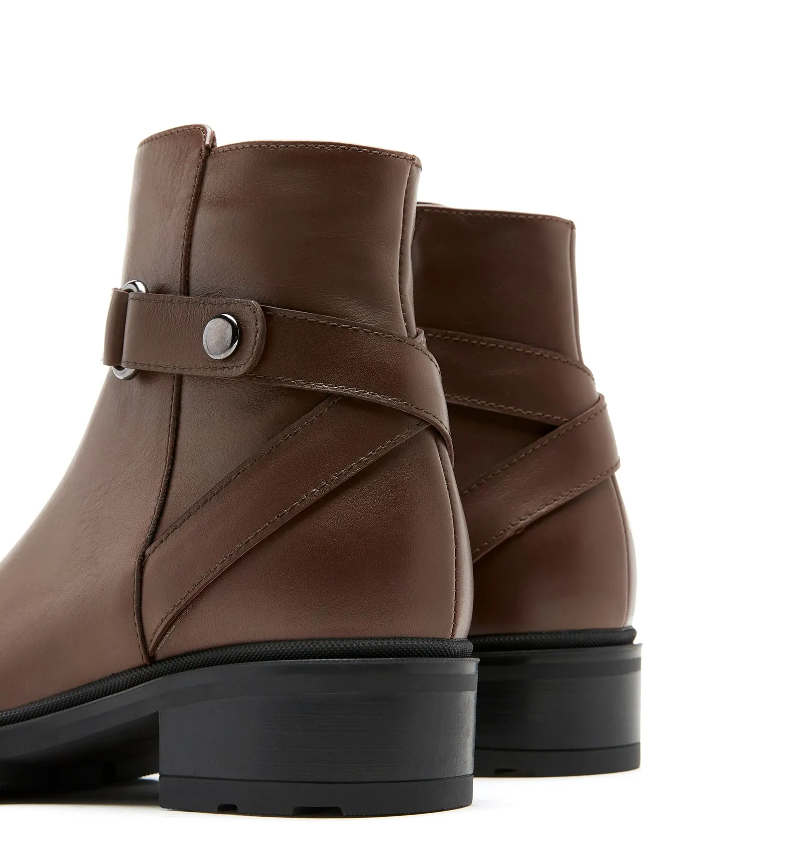 STEVEN LEATHER BOOTIE sold by La CANADIENNE product image thumbnail 4