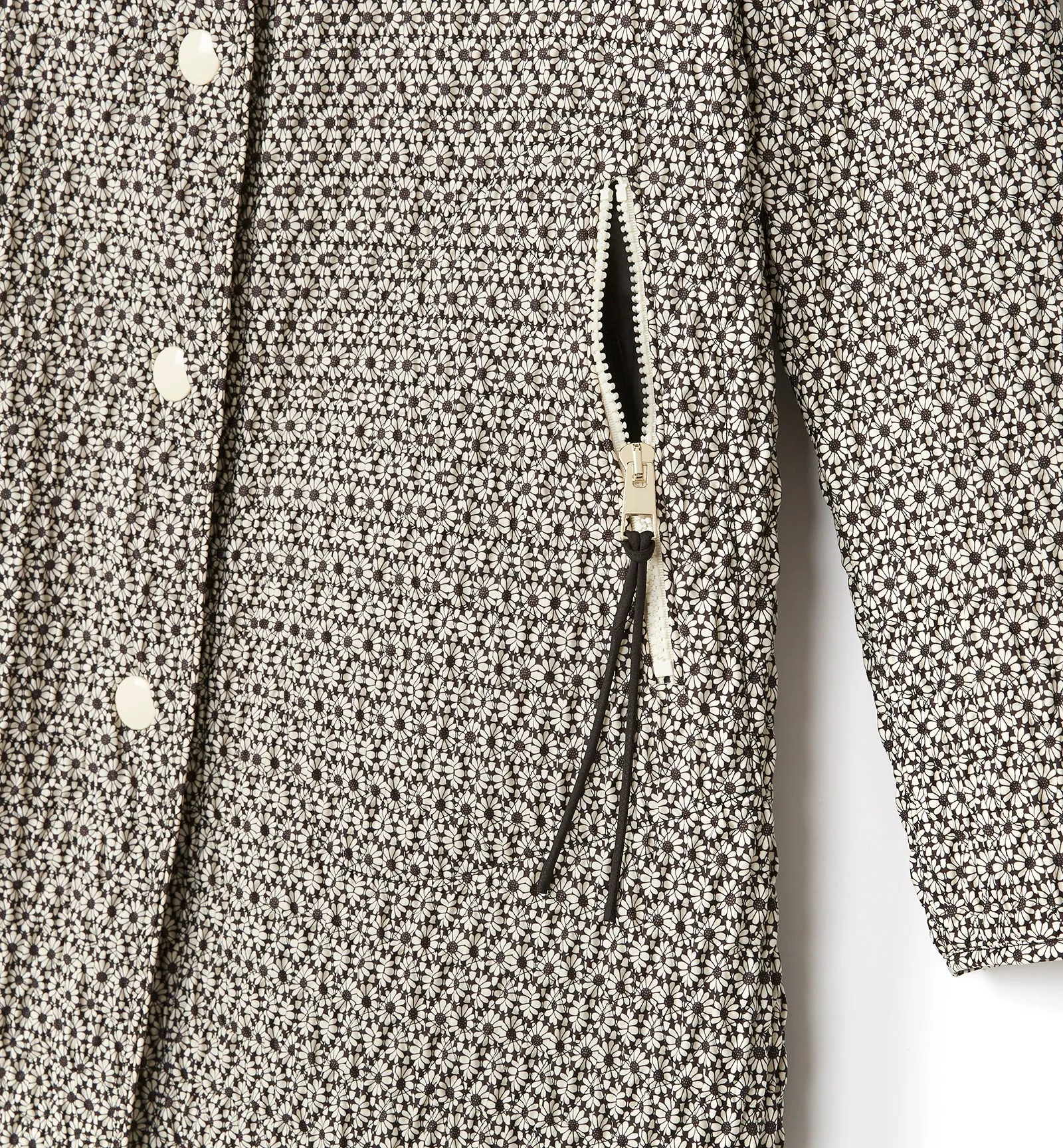 LIDIA REVERSIBLE COAT sold by La CANADIENNE product image thumbnail 3