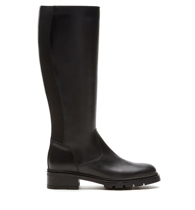 SUPERB LEATHER WIDE CALF BOOT made by La CANADIENNE