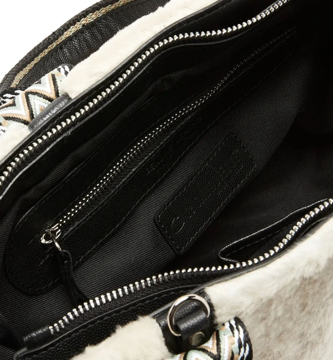 ORRA SHEARLING TOTE BAG sold by La CANADIENNE product image thumbnail 3