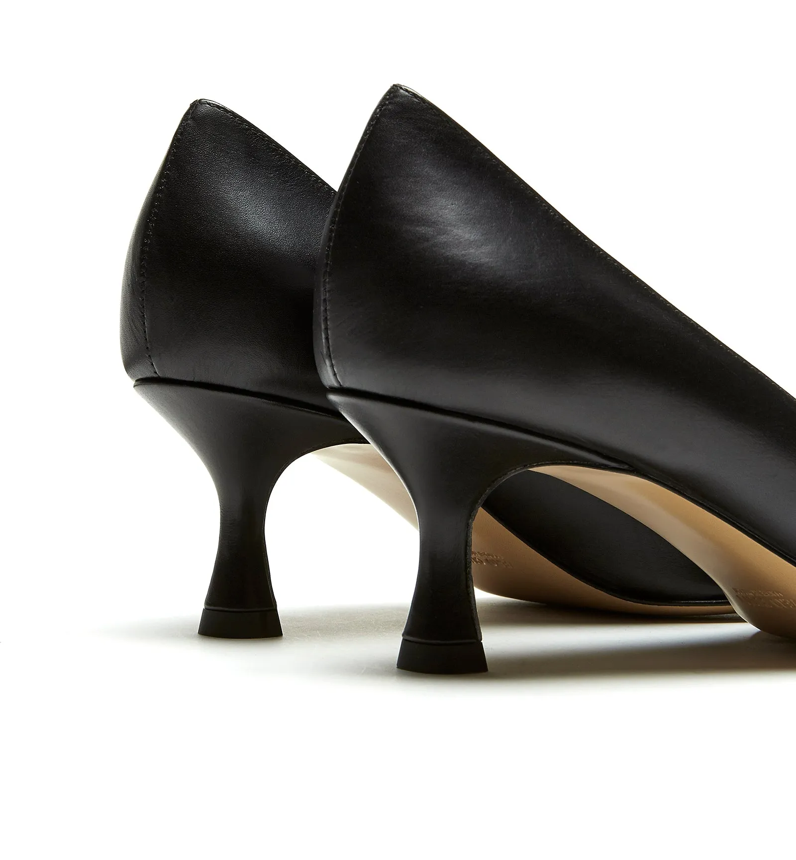 ALYSSE LEATHER PUMP sold by La CANADIENNE product image thumbnail 5