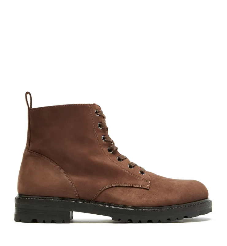 LUCA MEN'S NUBUCK BOOT sold by La CANADIENNE