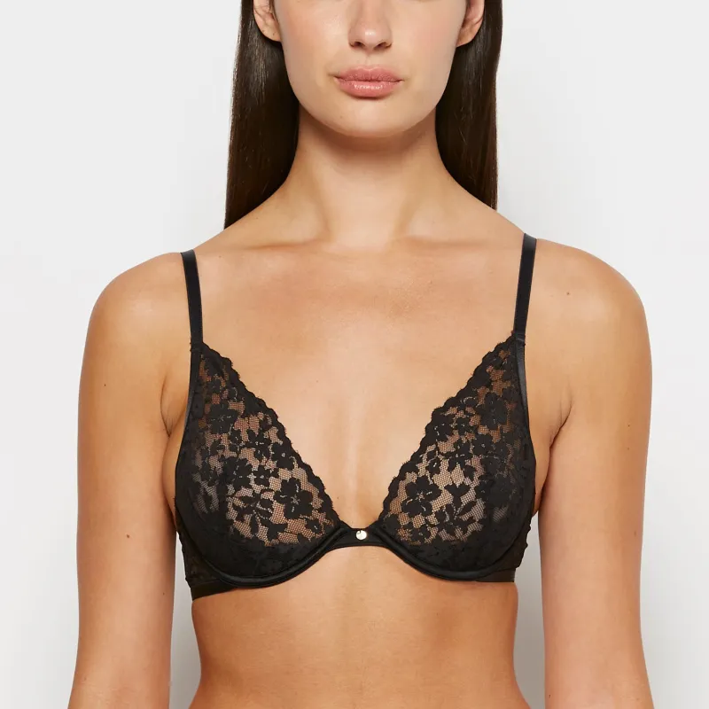 Plunge Bra in Tuxedo Black sold by La SENZA