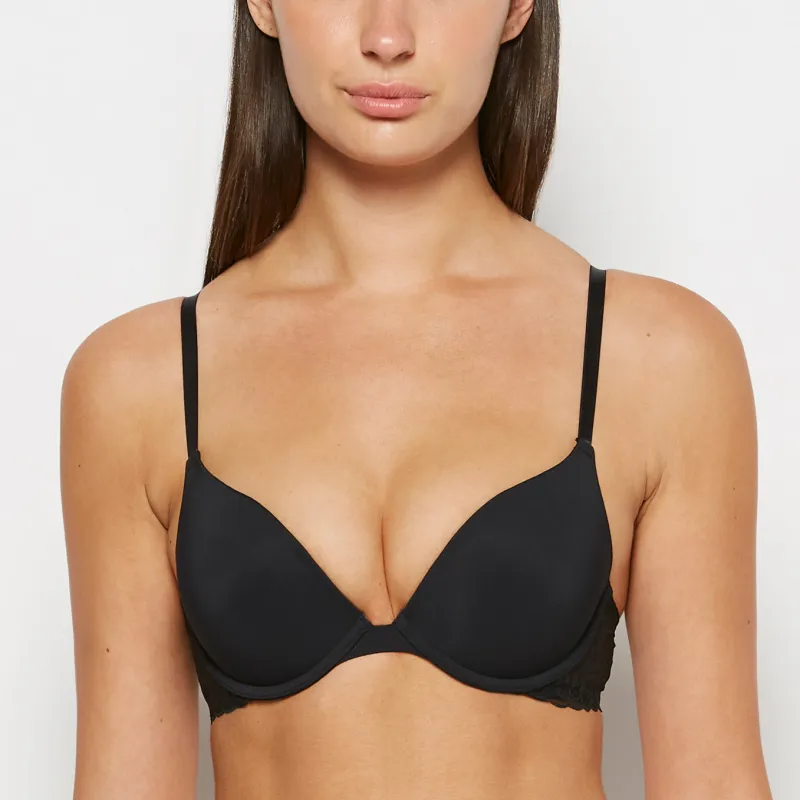 Plunge Bra in Tuxedo Black sold by La SENZA