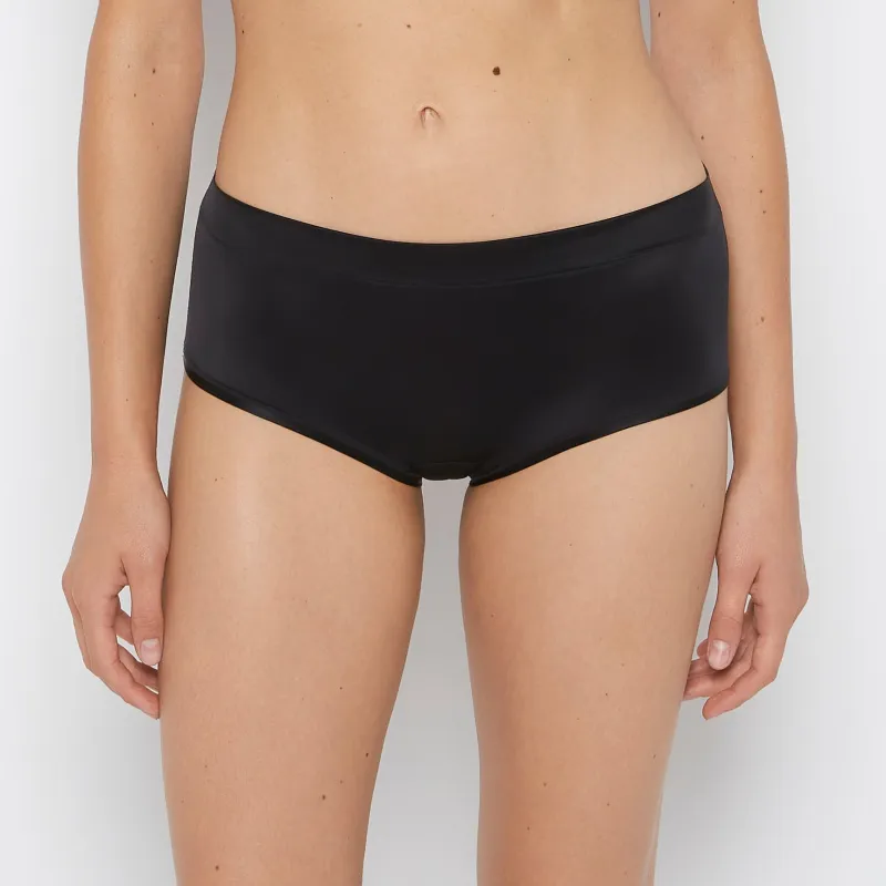 Boyshort Panty in Tuxedo Black sold by La SENZA