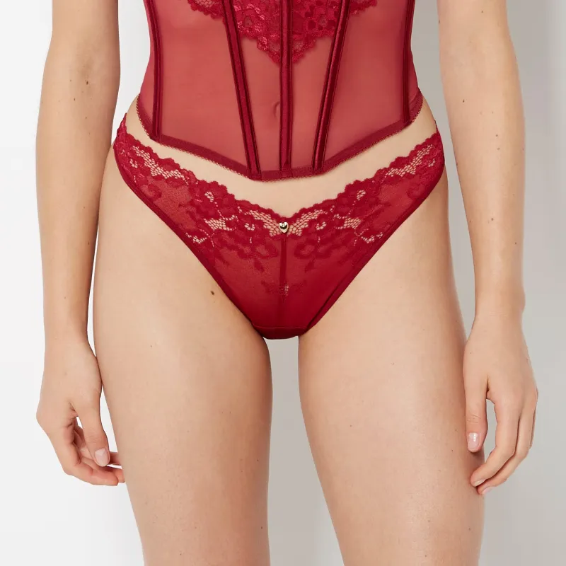 Diva Thong Panty with Romantic Lace in Plum Rose sold by La SENZA
