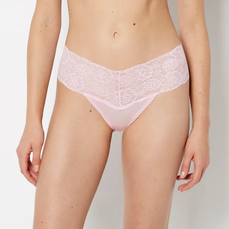 Magnificent Lace Thong Panty in Sweet Dream made by La SENZA
