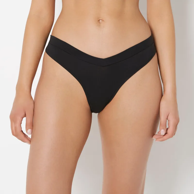 Wide Waist Cotton Thong In Tuxedo Black made by La SENZA