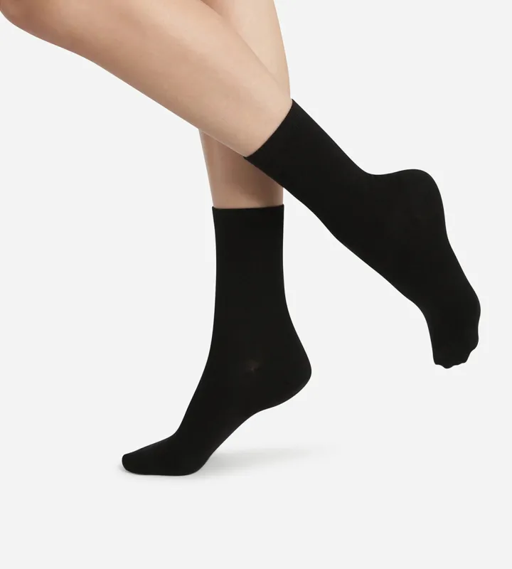 Dim Pack of 2 pairs Mid Coton socks in Tuxedo Black sold by La SENZA