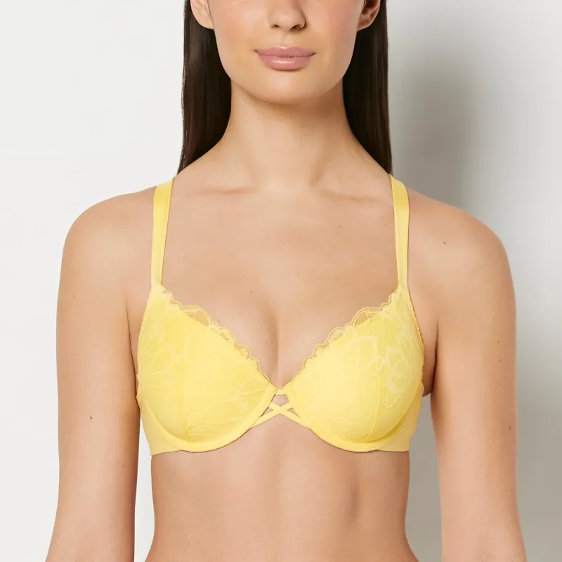 Lightly Lined Full Coverage Bra with Lush Lace in Pale Banana made by La SENZA