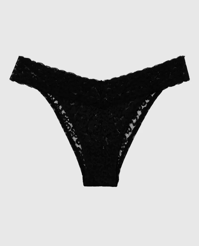 Cheeky Lace Panty in Smoulder Black made by La SENZA