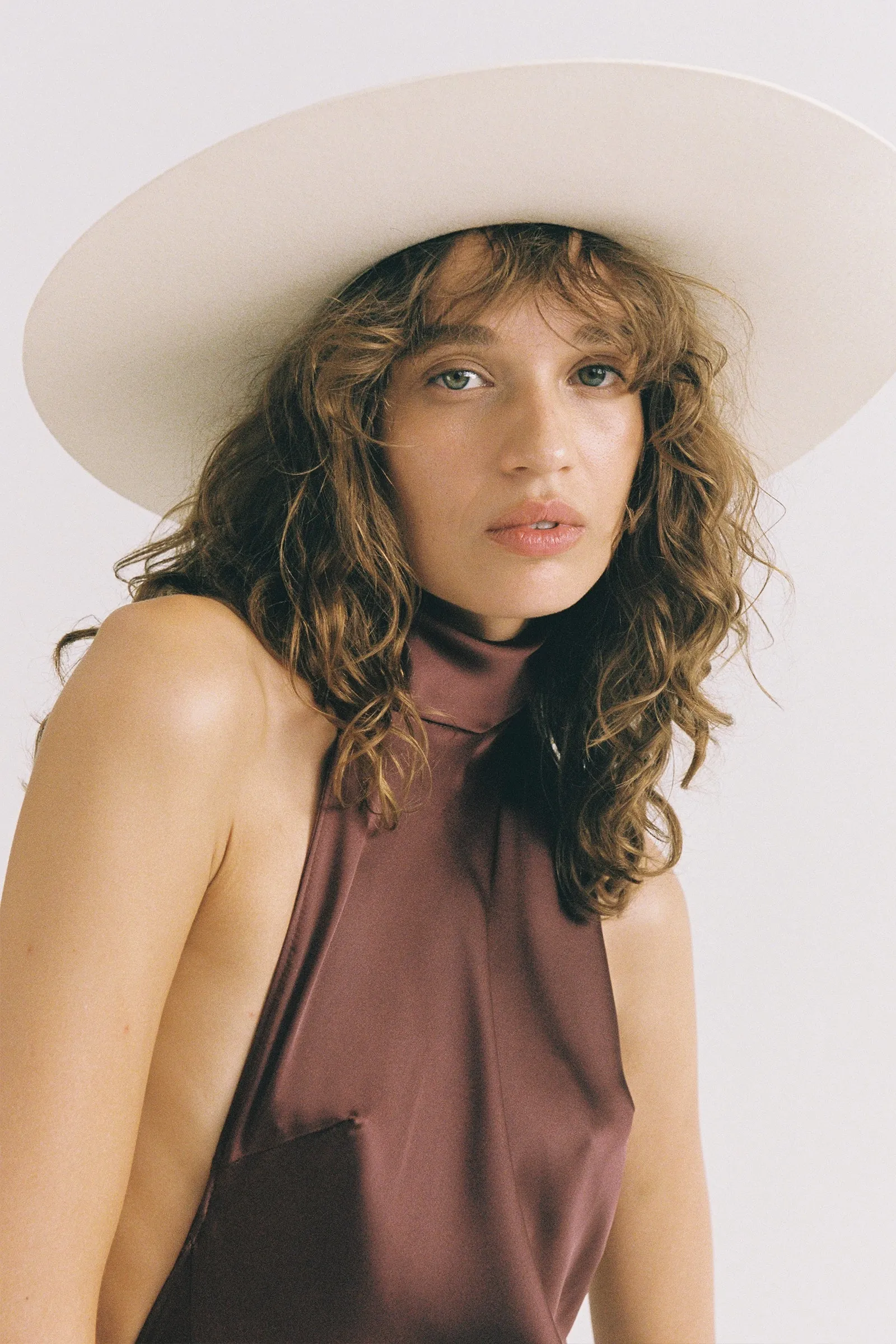 Montana - Snow sold by Lack Of Color product image thumbnail 2