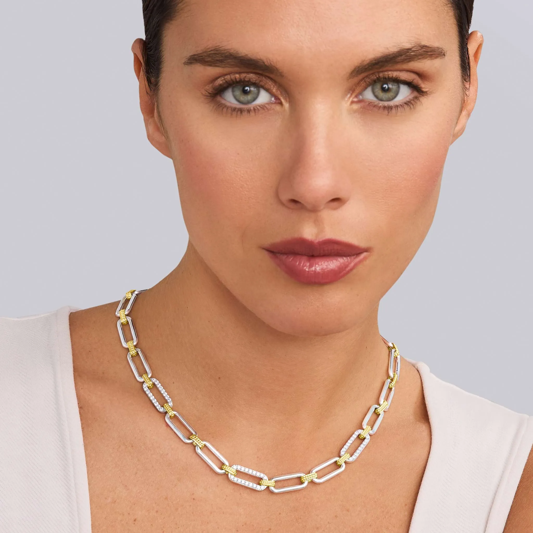 Signature Caviar Two-Tone Link Three Station Diamond Necklace sold by LAGOS product image thumbnail 2