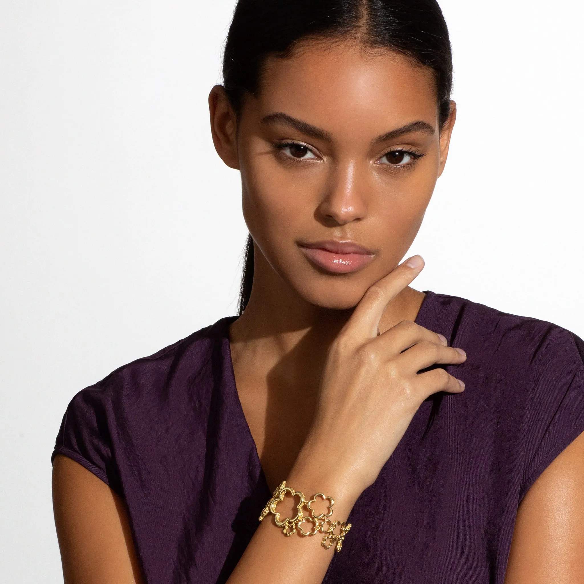 Caviar Gold 18K Gold Floral Link Bracelet sold by LAGOS product image thumbnail 2