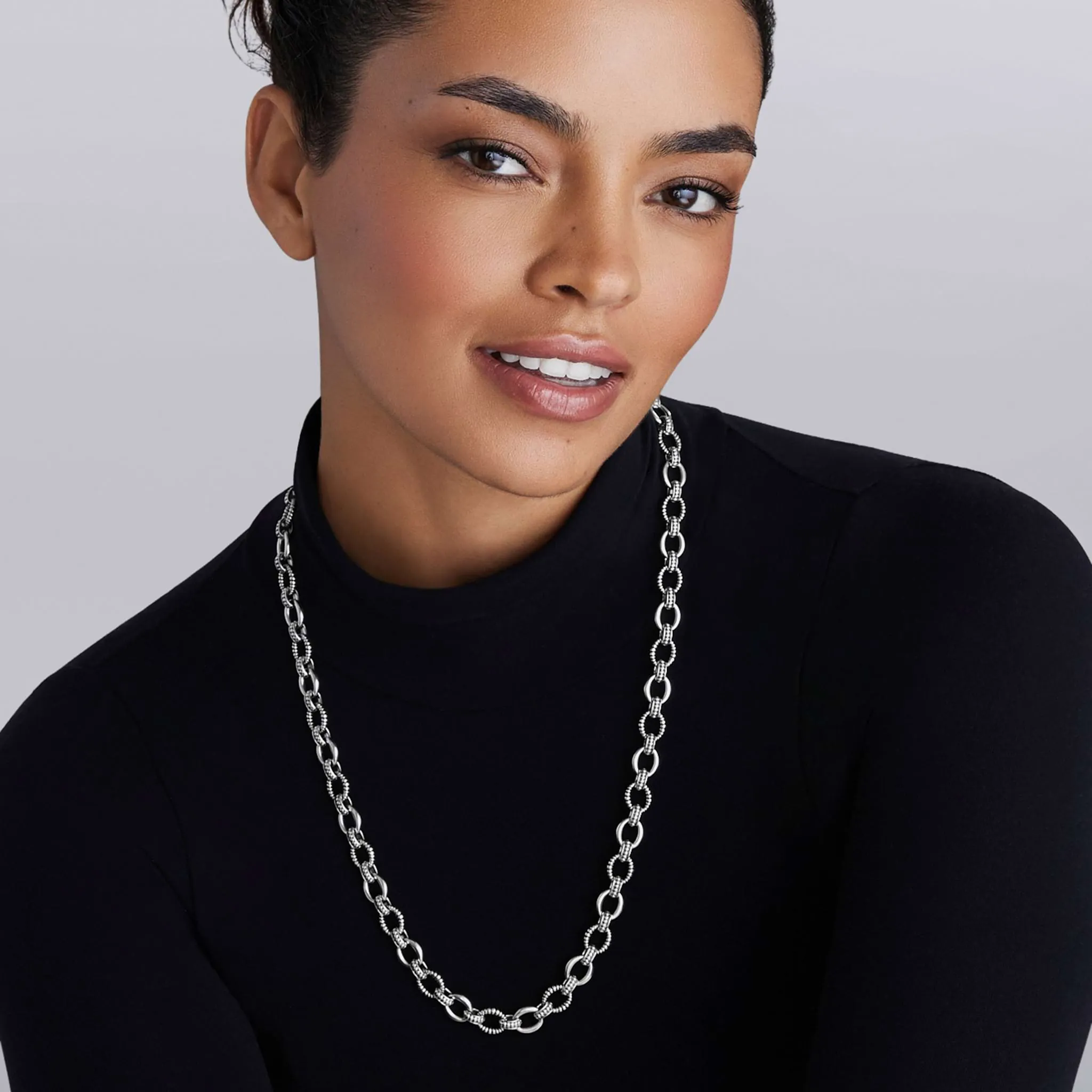 Signature Caviar Sterling Silver Fluted Oval Link Necklace sold by LAGOS product image thumbnail 4