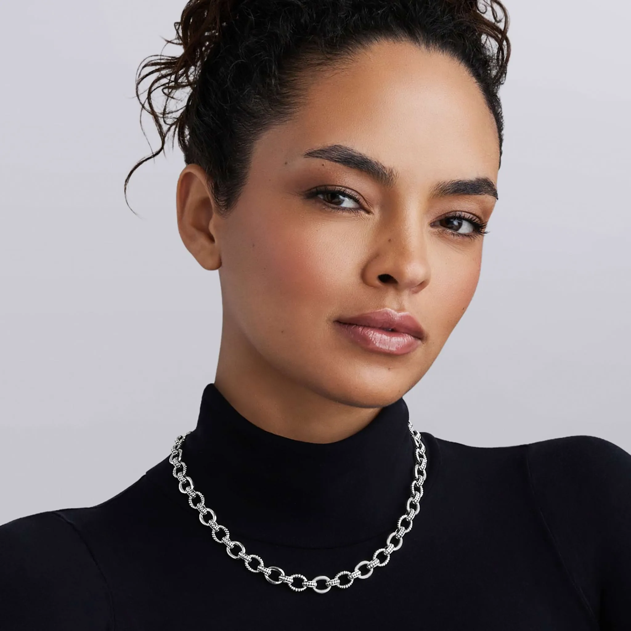 Signature Caviar Sterling Silver Fluted Oval Link Necklace sold by LAGOS product image thumbnail 2