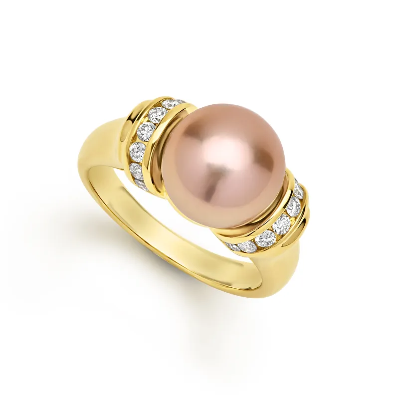 Luna 18K Gold Diamond and Peach Pearl Ring made by LAGOS