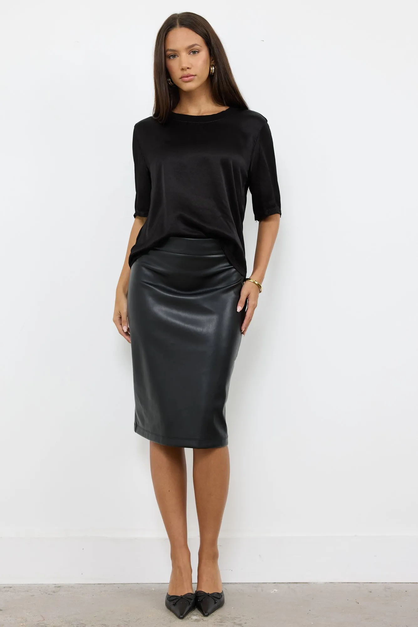 NIGHTS IN THE CITY RIB BACK SILKY TEE - FINAL SALE sold by LAmade product image thumbnail 4