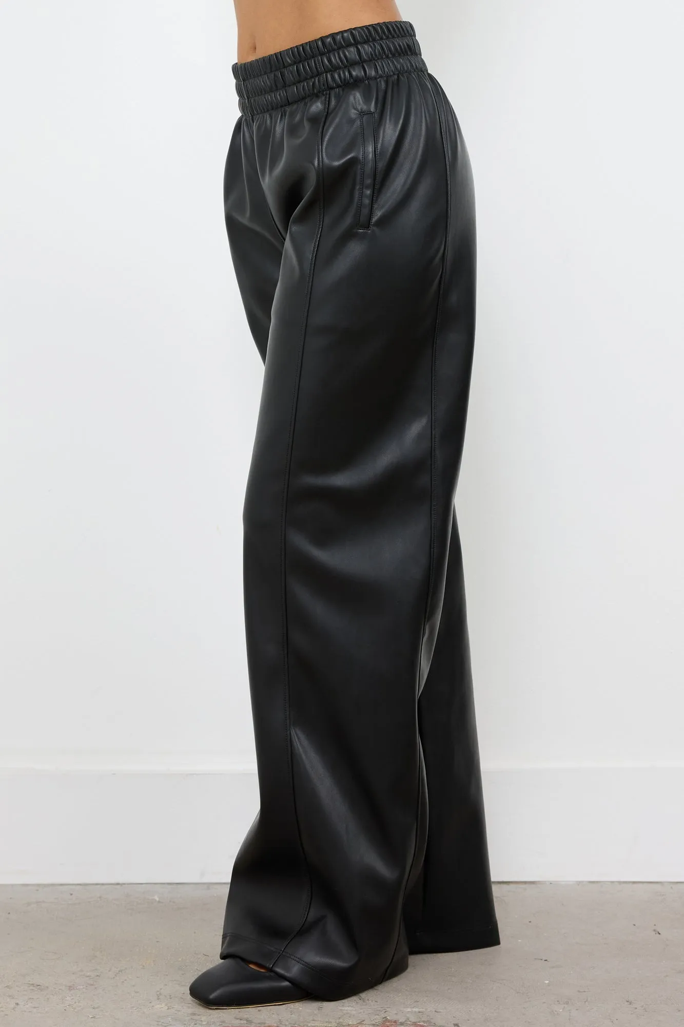 MODERN WIDE LEG VEGAN LEATHER PANT sold by LAmade product image thumbnail 4