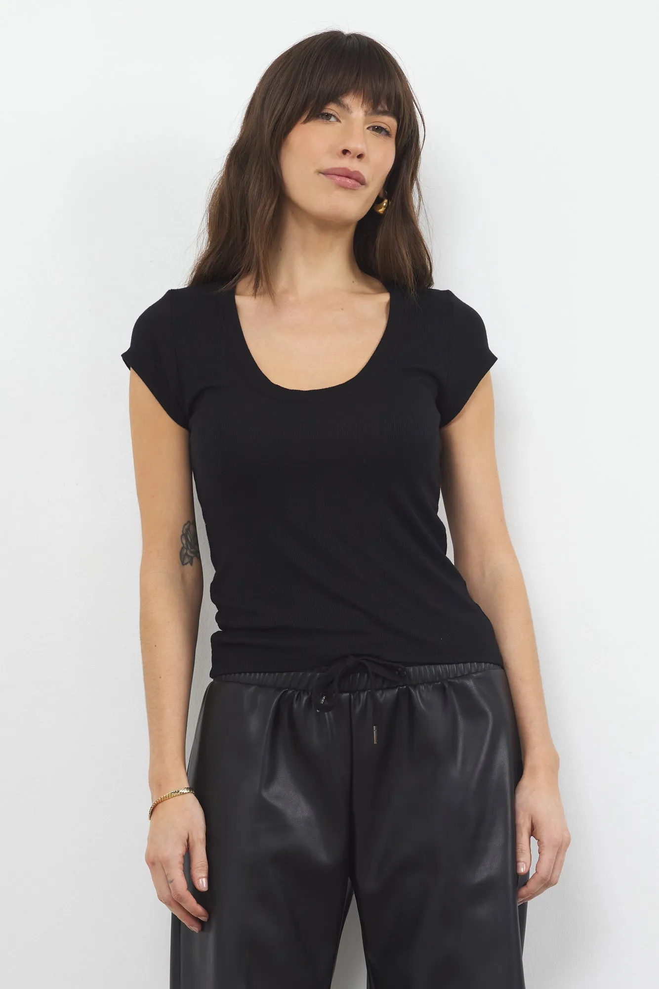 SKYE TEE sold by LAmade product image thumbnail 2
