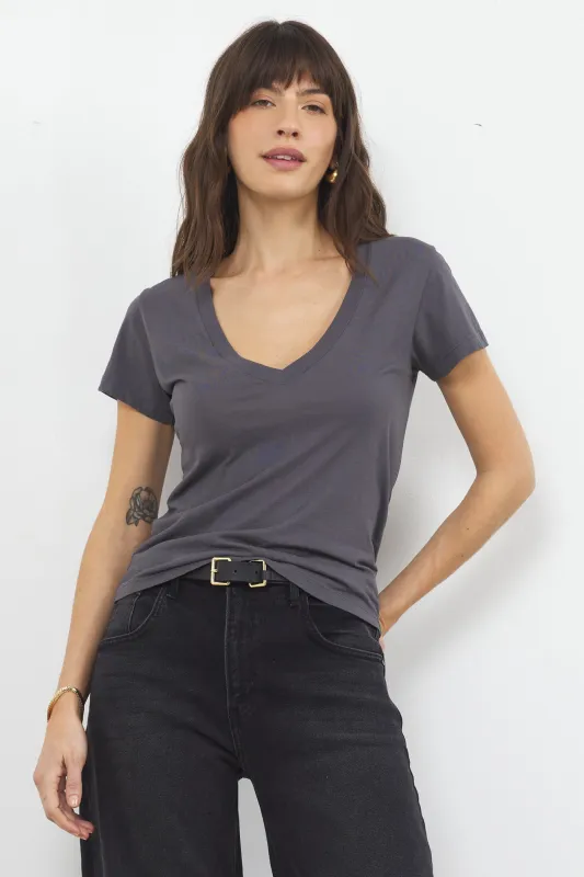 ARLO V NECK SHORT SLEEVE TEE sold by LAmade