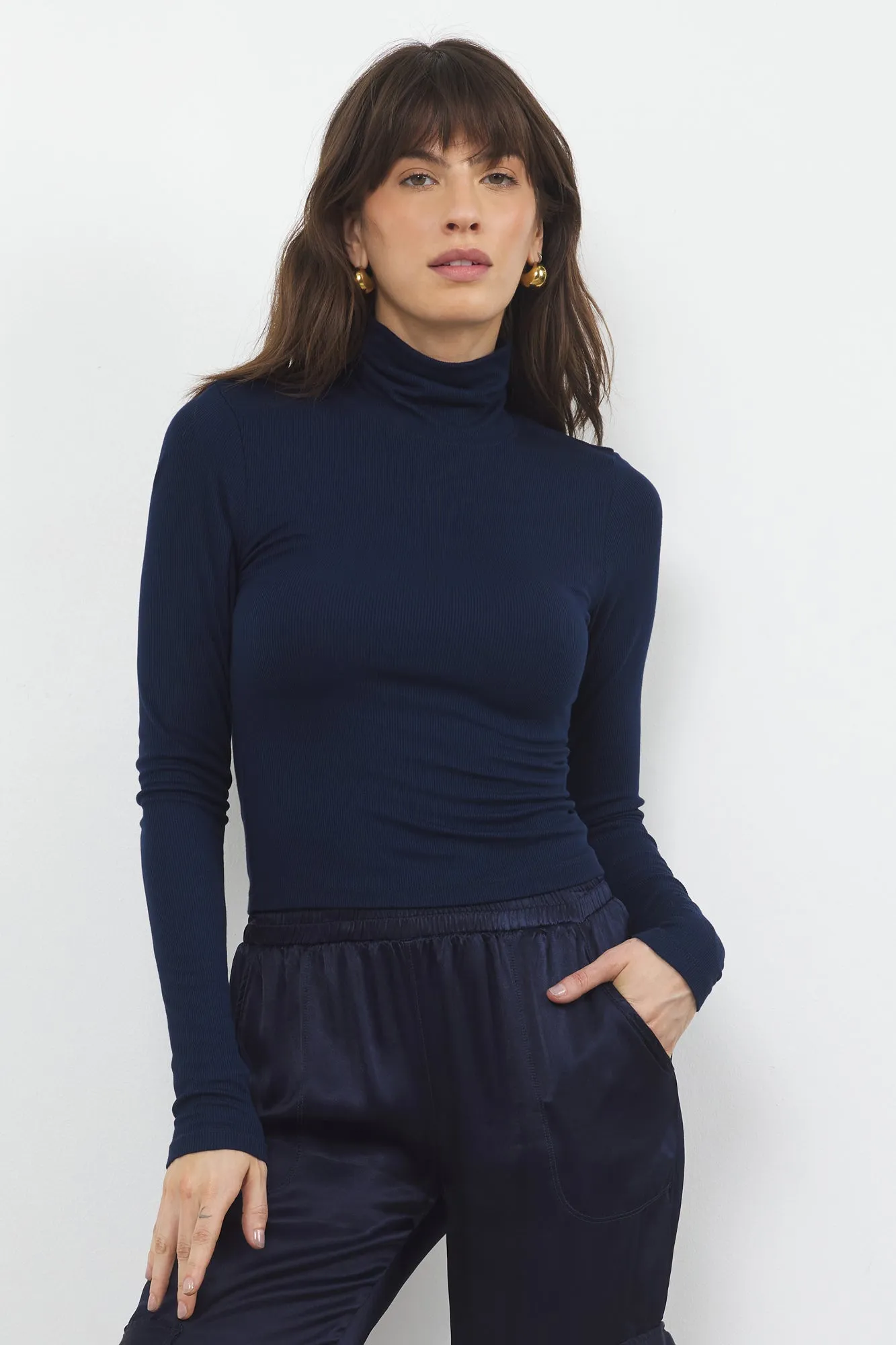FELIX CROP TURTLE NECK sold by LAmade