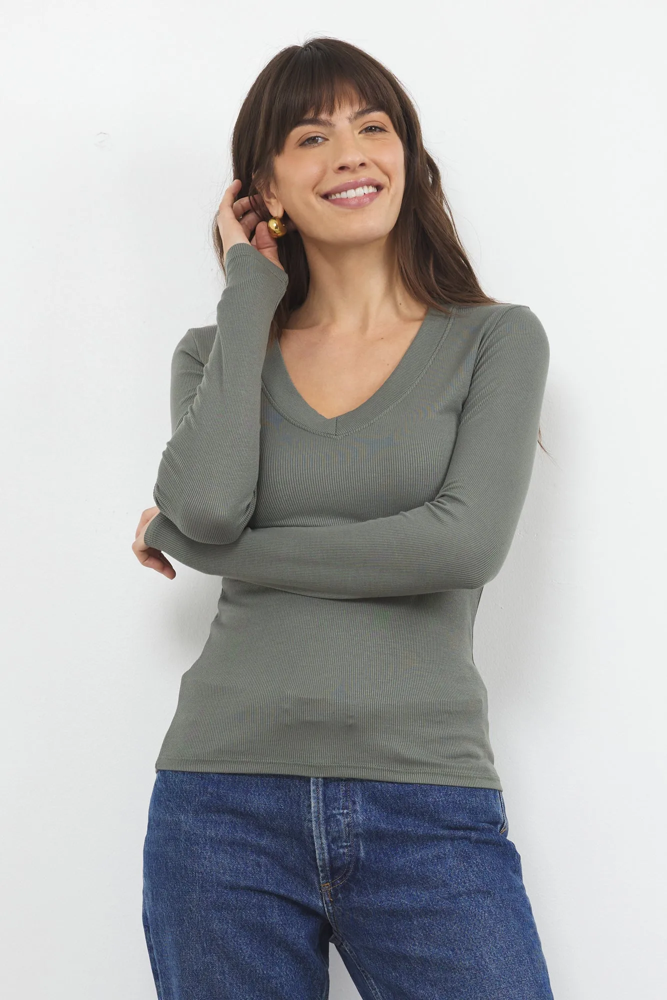 SURINA DEEP V NECK LONG SLEEVE TEE sold by LAmade