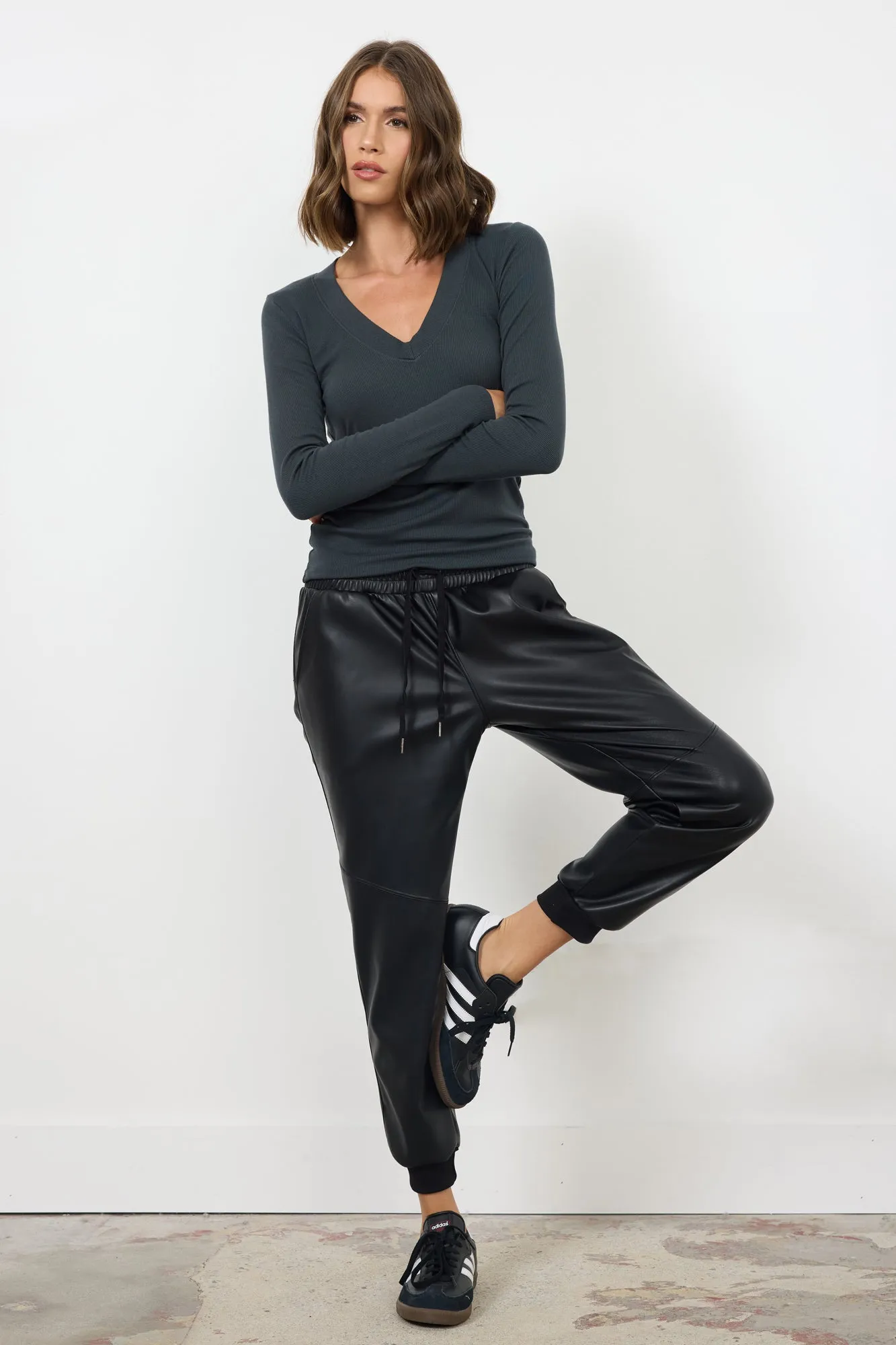 SURINA DEEP V NECK LONG SLEEVE TEE sold by LAmade product image thumbnail 4