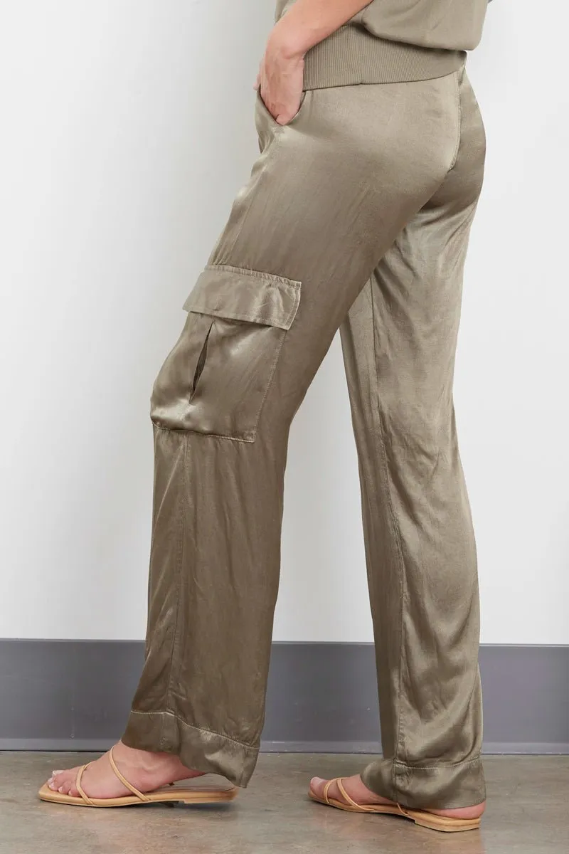 AGNES SILKY CARGO LONG PANT - FINAL SALE sold by LAmade product image thumbnail 4