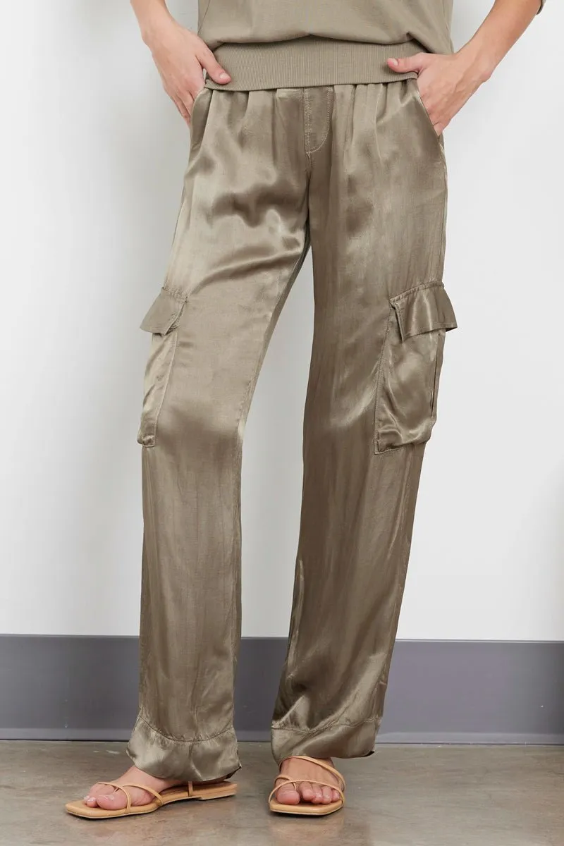 AGNES SILKY CARGO LONG PANT - FINAL SALE sold by LAmade product image thumbnail 2