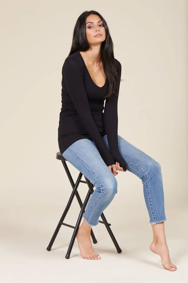 LONG SLEEVE V NECK sold by LAmade product image thumbnail 2