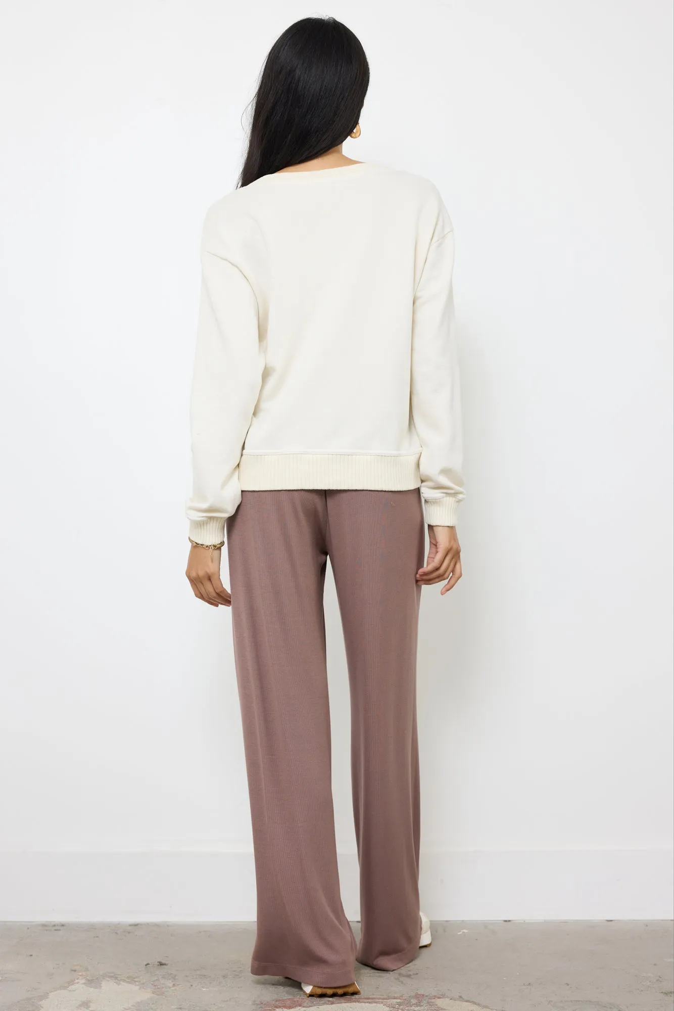RUE V NECK PULLOVER sold by LAmade product image thumbnail 4