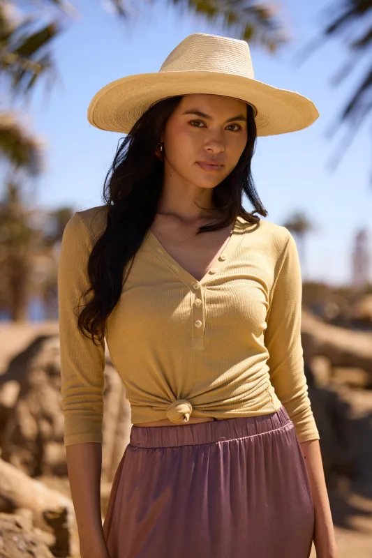 EVERLY 3/4 SLEEVE TOP sold by LAmade