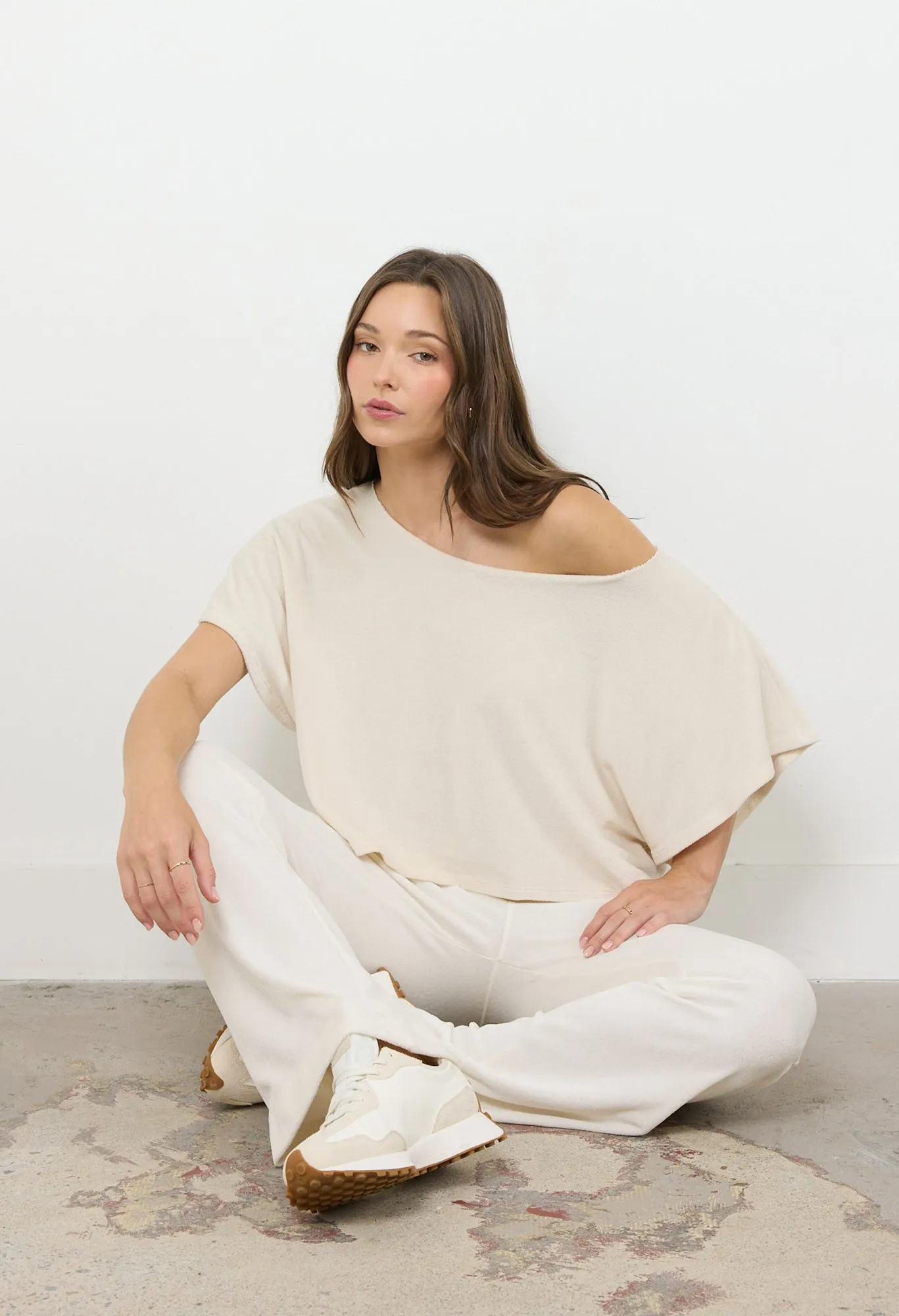 LARK OFF SHOULDER VELOUR TOP sold by LAmade product image thumbnail 3