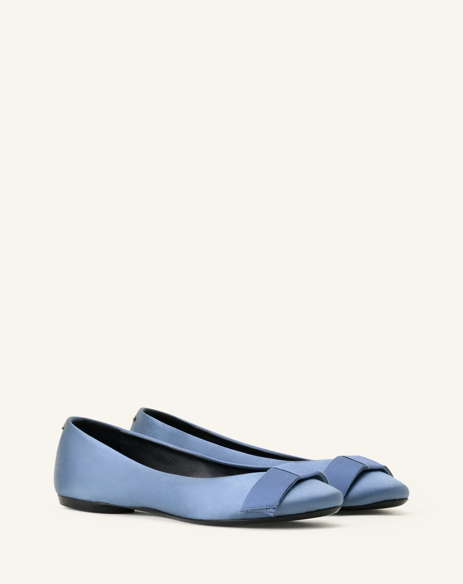 THE BOW BALLERINA FLAT IN SATIN sold by Lanvin product image thumbnail 2