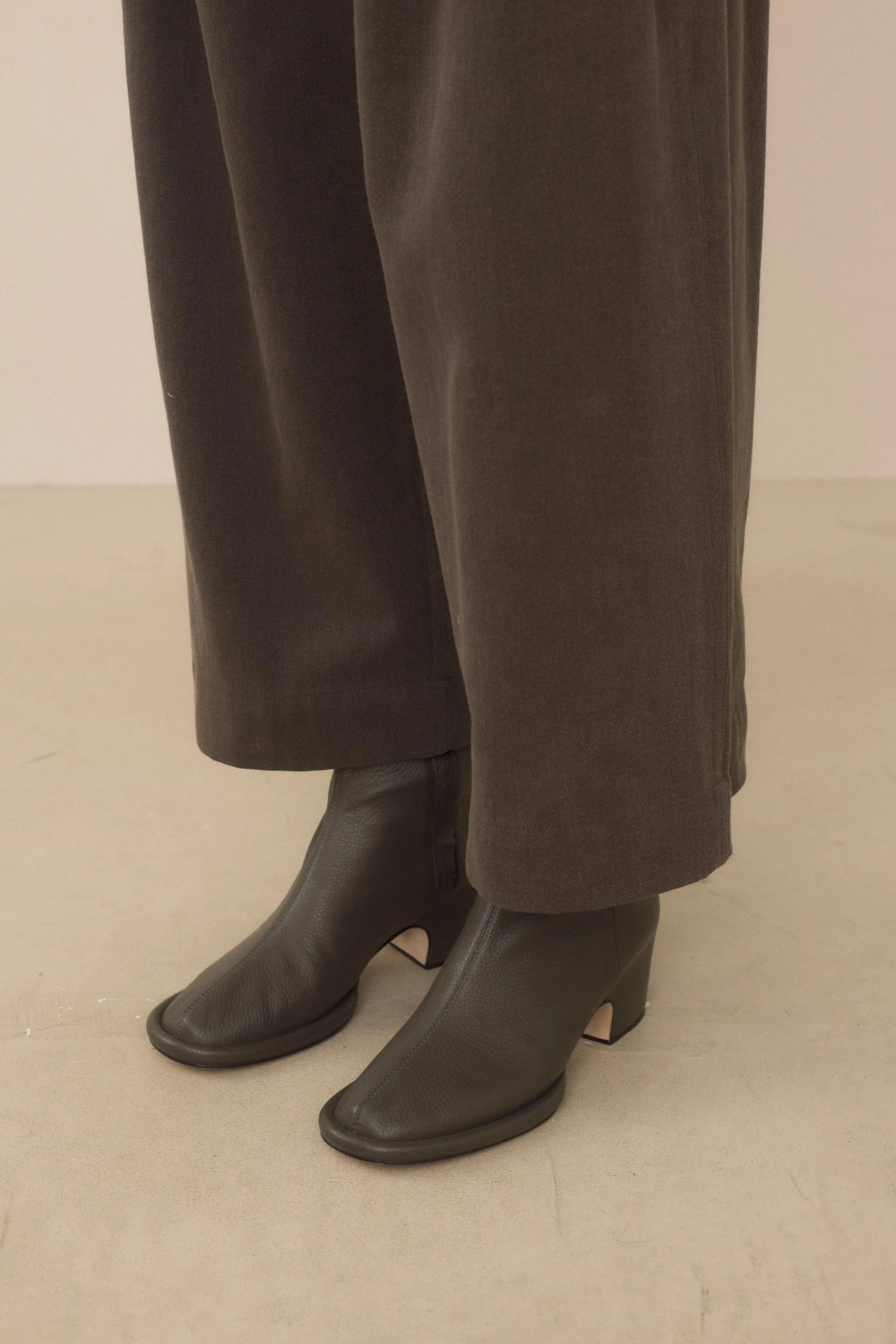 JUMPER PANTS sold by Lauren Manoogian product image thumbnail 5