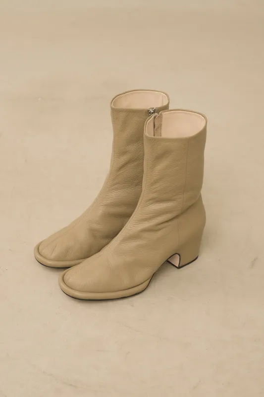 SOFT ARCH BOOT made by Lauren Manoogian